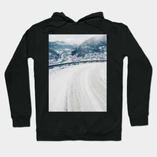 Wintertime in Norway - View on White Valley From Snow-Covered Mountain Road Hoodie